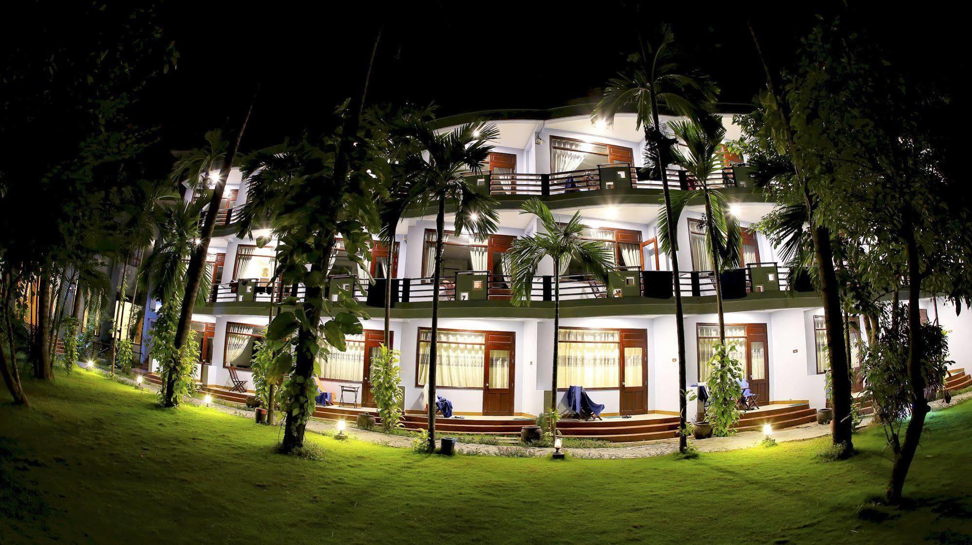 Coral Sea Resort Муйне Экстерьер фото