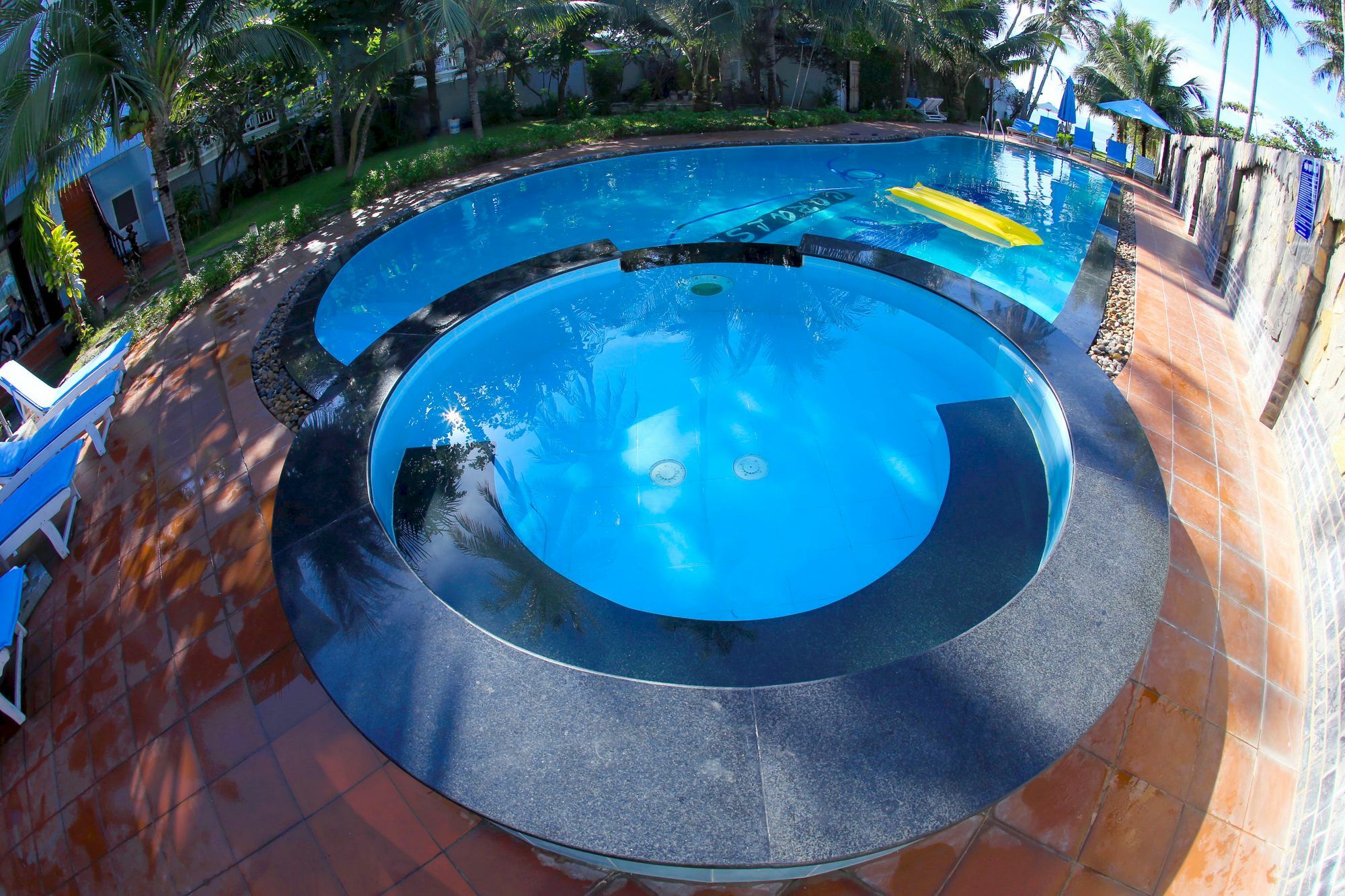 Coral Sea Resort Муйне Экстерьер фото